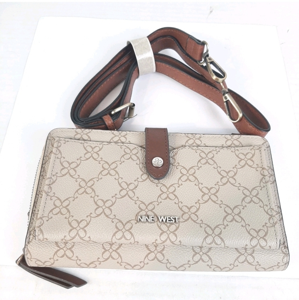 Nine West Waylynn SLG Tech Crossbody Wallet Purse Mushroom Logo Tan Brown Cream